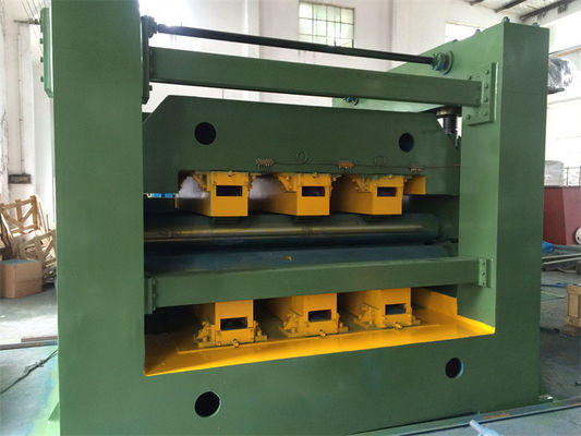taglio spesso del acciaio al carbonio di 3-12mm alla linea di lunghezza per le ORE di ora laminate a caldo HRC