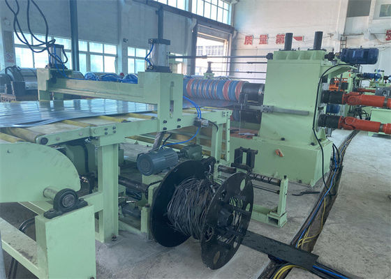 Metallo ad alta velocità automatico che fende linea macchine di taglio della bobina di acciaio inossidabile 0.3-3 x 1600