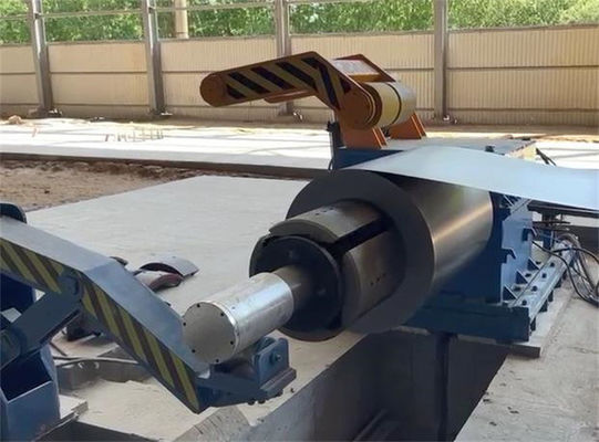 Su misura fendendo linea bobina ad alta velocità della lamiera sottile della macchina che fende le linee