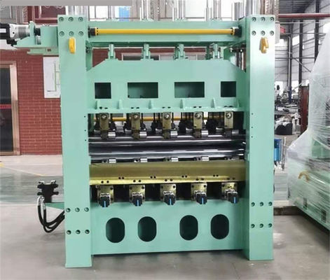 Il taglio di alluminio del metallo alla mosca rotatoria del taglio della macchina di lunghezza ha tagliato alla linea le macchine 3 x 1800 di lunghezza