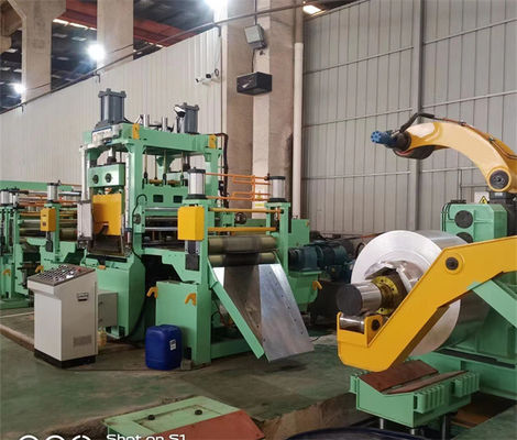 Taglio rotatorio automatico del taglio di alta precisione alle linee 0.3-3 x 1250 di lunghezza
