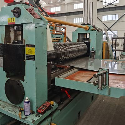 Bobina d'acciaio che fende linea per la lamiera di acciaio laminata a freddo del CR (0.2-3 x 1250)