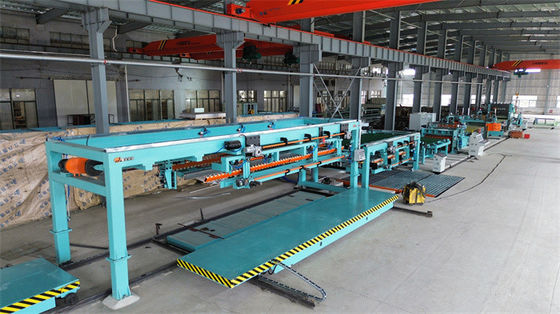 Linea di taglio servo a lunghezza di alta precisione per bobine in acciaio inossidabile con taglio di bordo